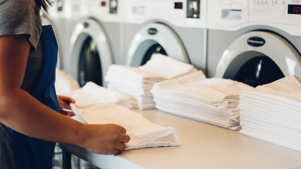 Rosehill Laundry & Ironing service | 120 Alfred St, Rosehill NSW 2142, Australia | Phone: (02) 9897 3849