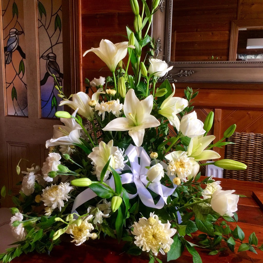 Nikodinas Flowers Pty Ltd | florist | 112 Graydens Rd, Moorooduc VIC 3933, Australia | 0424792534 OR +61 424 792 534