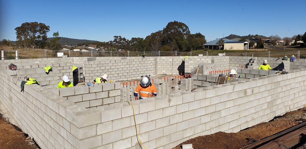 Southern Cross Bricklaying | 238 Drayton Wellcamp Rd, Glenvale QLD 4350, Australia | Phone: (07) 4630 2233