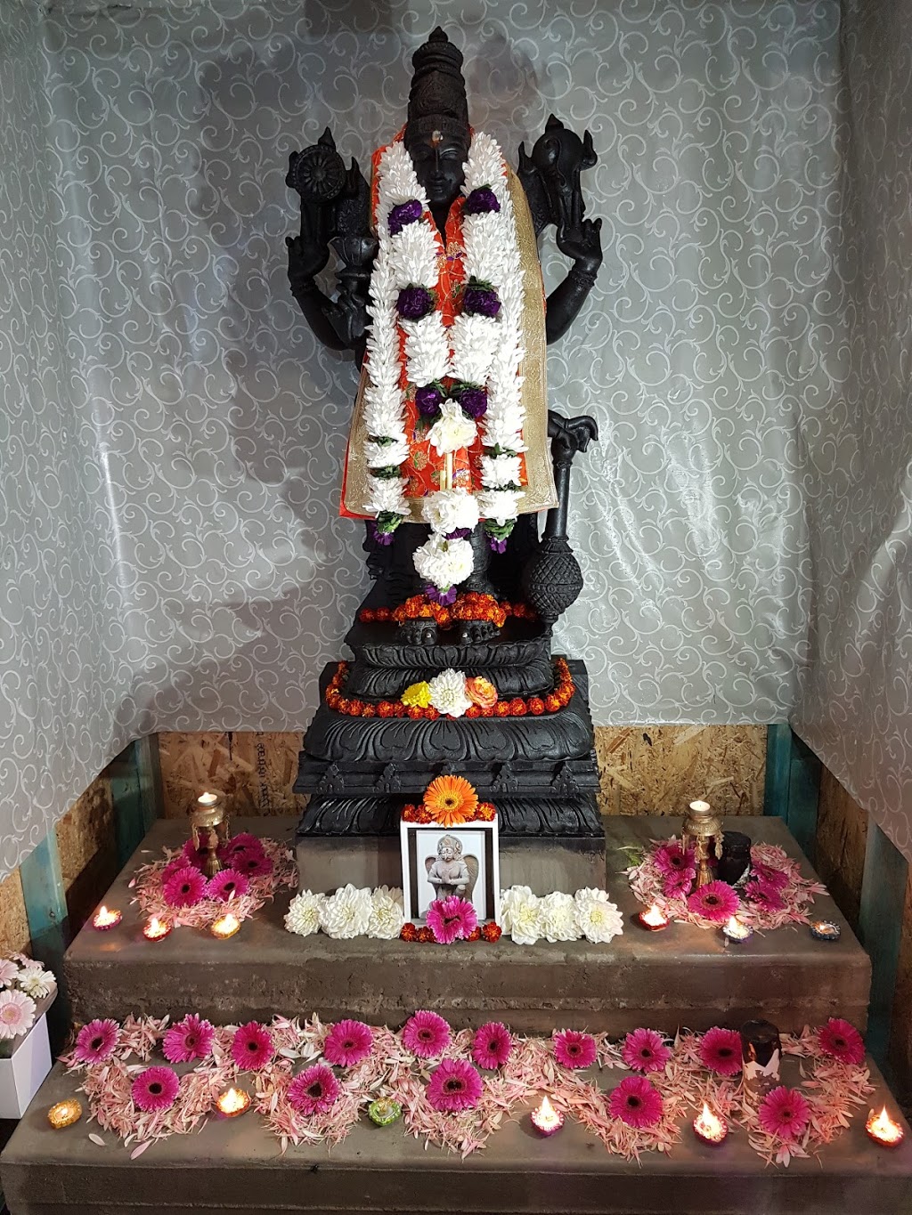 Sri Hari Temple | place of worship | 621 Towrang Rd, Towrang NSW 2580, Australia | 0411356070 OR +61 411 356 070