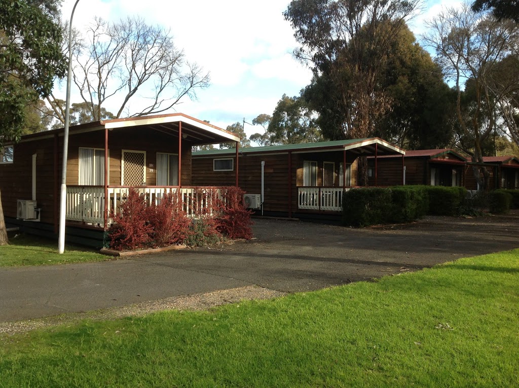 Sale Motor Village | rv park | 2-6 Foster St, Sale VIC 3850, Australia | 0351441366 OR +61 3 5144 1366