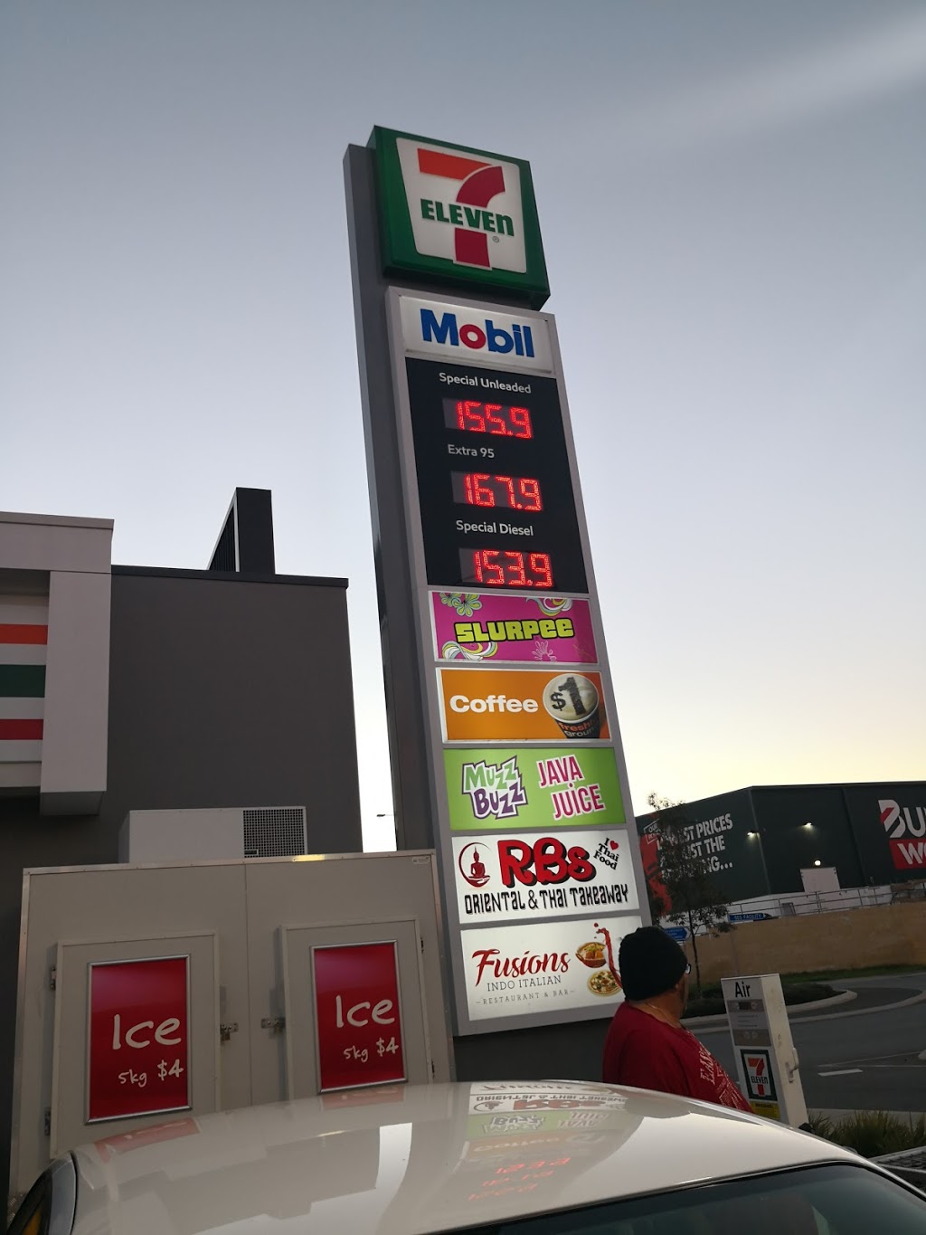 7-Eleven Greenfields | 1 Eaglemont Street, Greenfields WA 6210, Australia | Phone: 0408 253 072