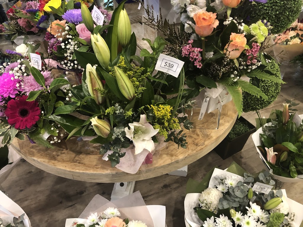 Sweet Moments Florist | florist | Shop 211/1 Main St, Orion Springfield Central QLD 4300, Australia | 0734701673 OR +61 7 3470 1673