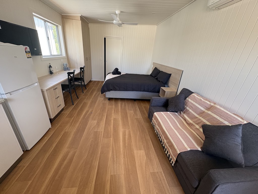 SURAT STUDIOS | Burrowes St, Surat QLD 4417, Australia | Phone: 0437 265 310