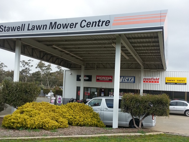 Stawell Lawnmower Centre | store | 58 Leslie St, Stawell VIC 3380, Australia | 0353584668 OR +61 3 5358 4668