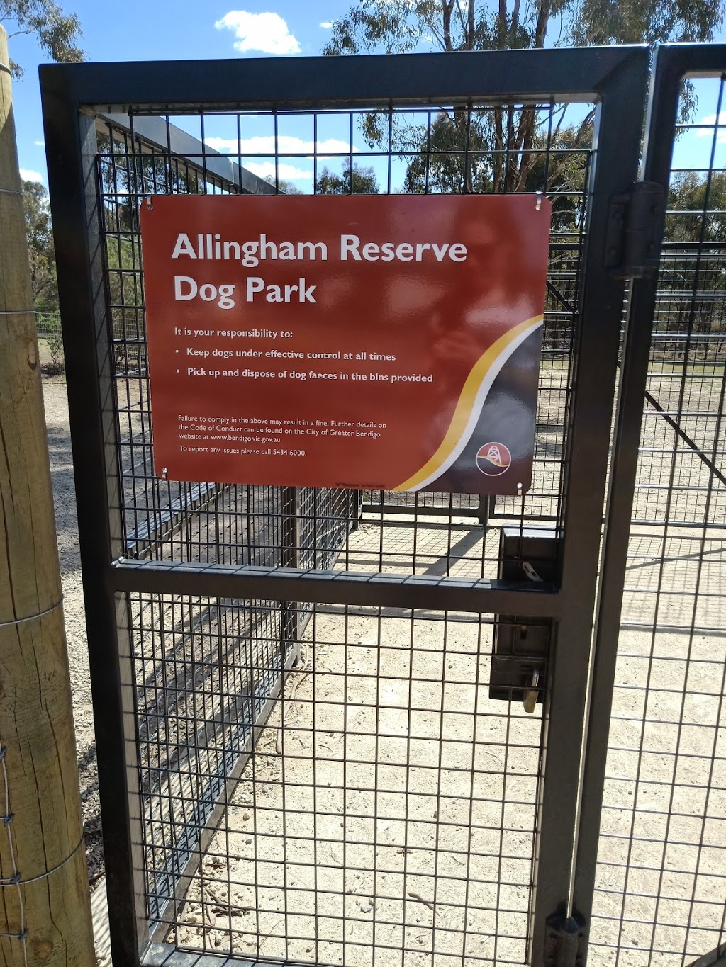 Allingham Reserve Dog Park | park | 250 Allington Street, Kangaroo Flat VIC 3555, Australia