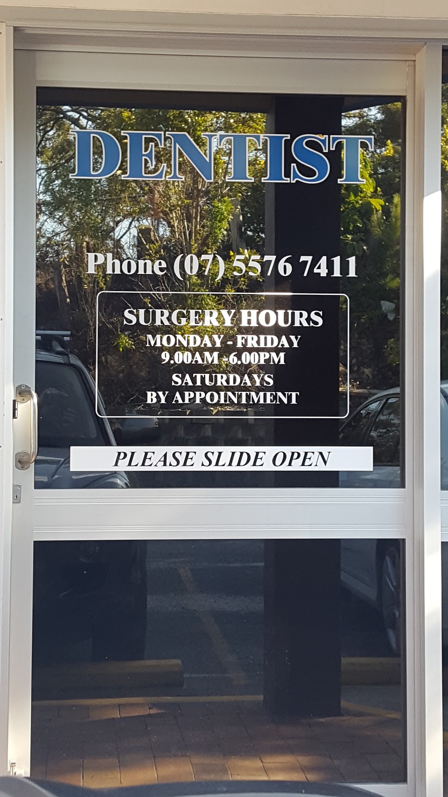 Krollner Dental | dentist | 15/110 Mountain View Ave, Miami QLD 4220, Australia | 0755767411 OR +61 7 5576 7411