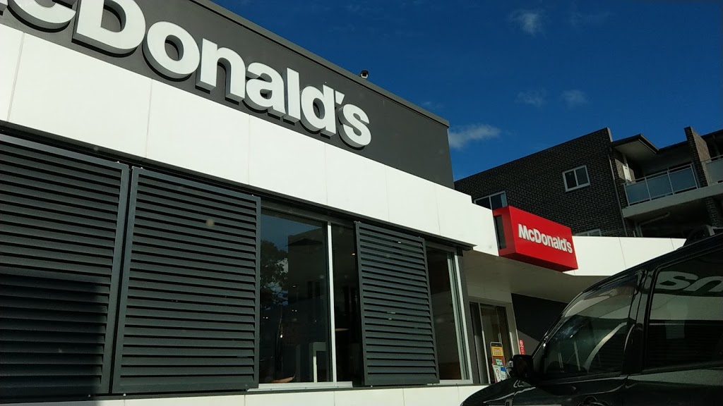 McDonalds Guildford | meal takeaway | 295 Woodville Rd, Guildford NSW 2161, Australia | 0296327740 OR +61 2 9632 7740