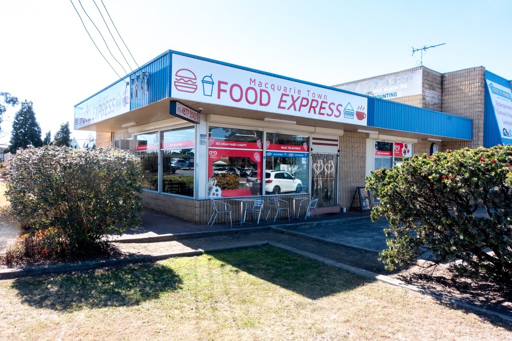 Macquarie Town Food Express | 100 Ham St, South Windsor NSW 2756, Australia | Phone: (02) 4577 3543