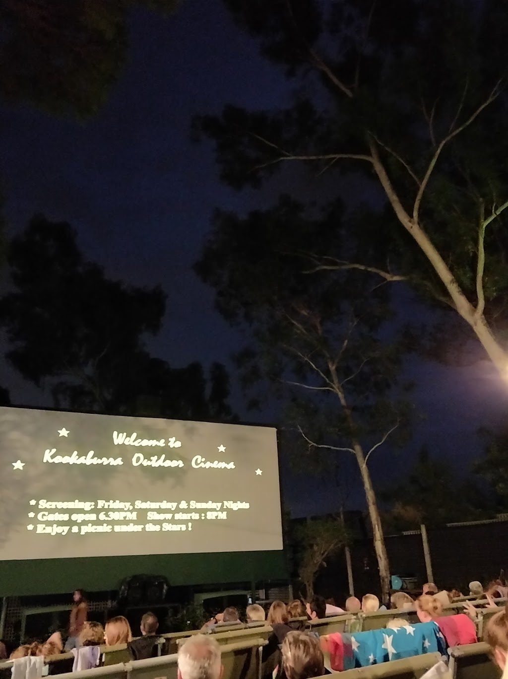 Kookaburra Cinema | movie theater | Allen Rd, Mundaring WA 6073, Australia | 0893977945 OR +61 8 9397 7945