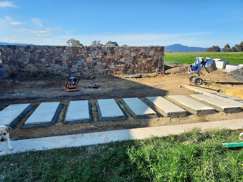 cape landscapes | 168 Kennedys Ln, Ewingsdale NSW 2481, Australia | Phone: 0472 595 688