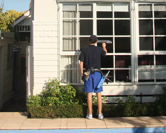 Acorn Window Cleaning | home goods store | 100 Auburn Rd, Melbourne VIC 3122, Australia | 0398199119 OR +61 3 9819 9119