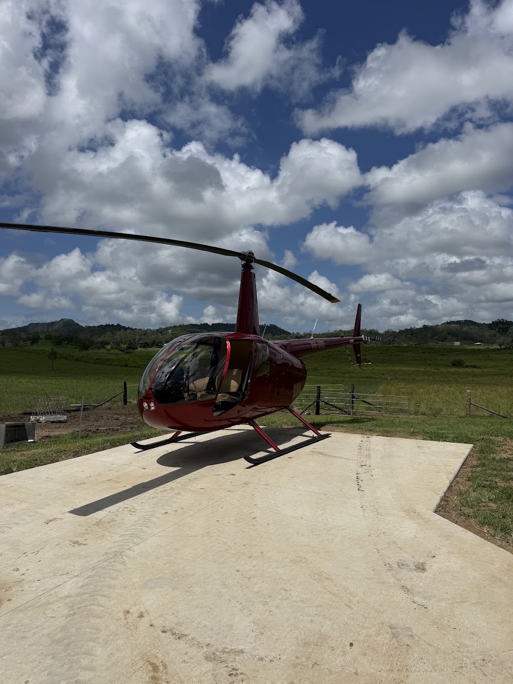 Bosca Helicopters | 180 Old Bowen Coach Rd, Balnagowan QLD 4740, Australia | Phone: 0467 715 574