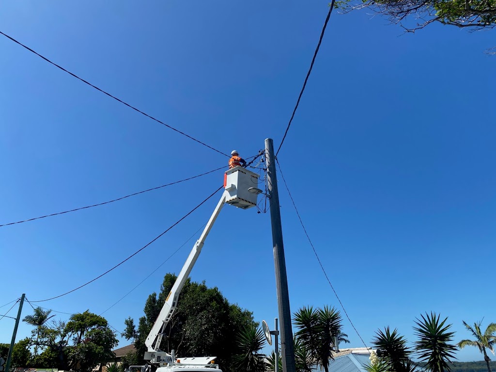 Tweed Level 2 Electrician | 45 Miles St, Coolangatta QLD 4225, Australia | Phone: 0402 900 076