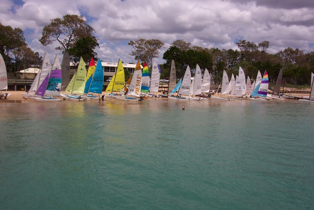 Hervey Bay Sailing Club |  | 429A Esplanade, Torquay QLD 4655, Australia | 0467453819 OR +61 467 453 819