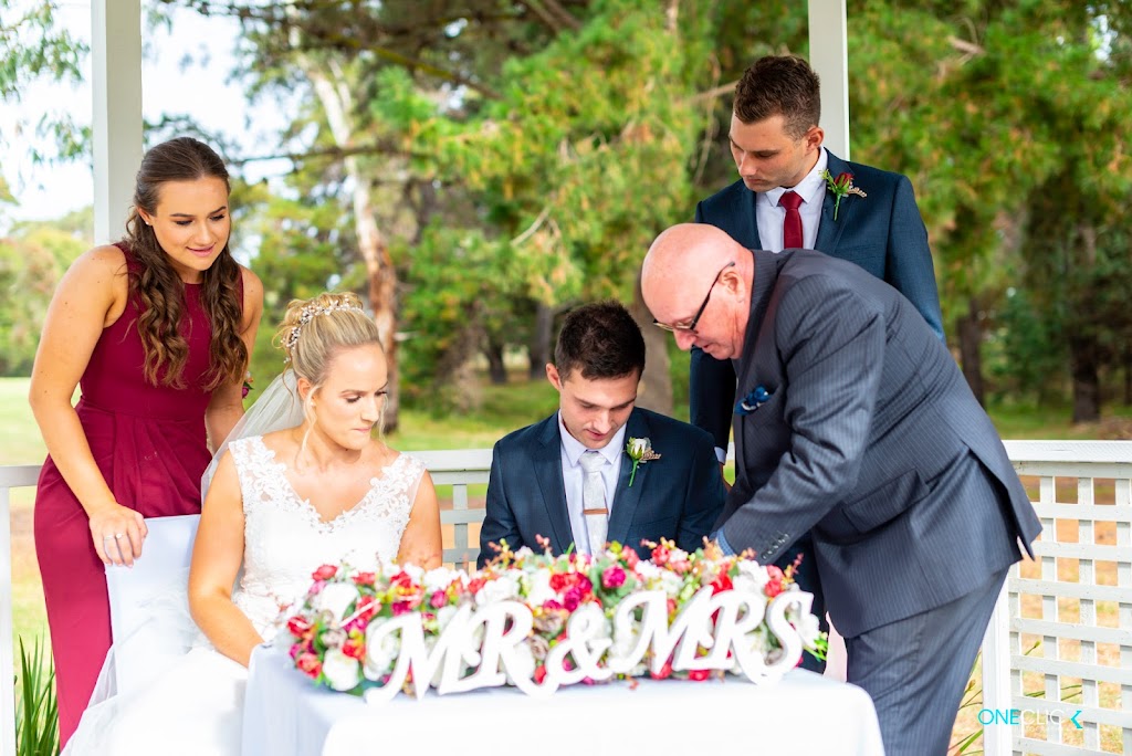 Greg Mason Celebrant | 48 Beverley Rd, McCrae VIC 3938, Australia | Phone: 0409 145 219