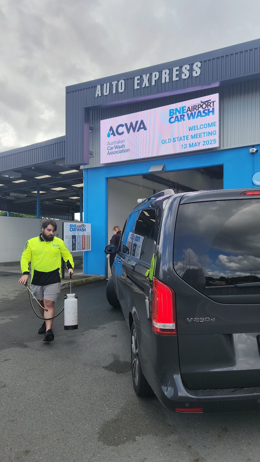 BNE Airport Carwash | 1 Daintree Rd, Brisbane Airport QLD 4008, Australia | Phone: 0489 273 143