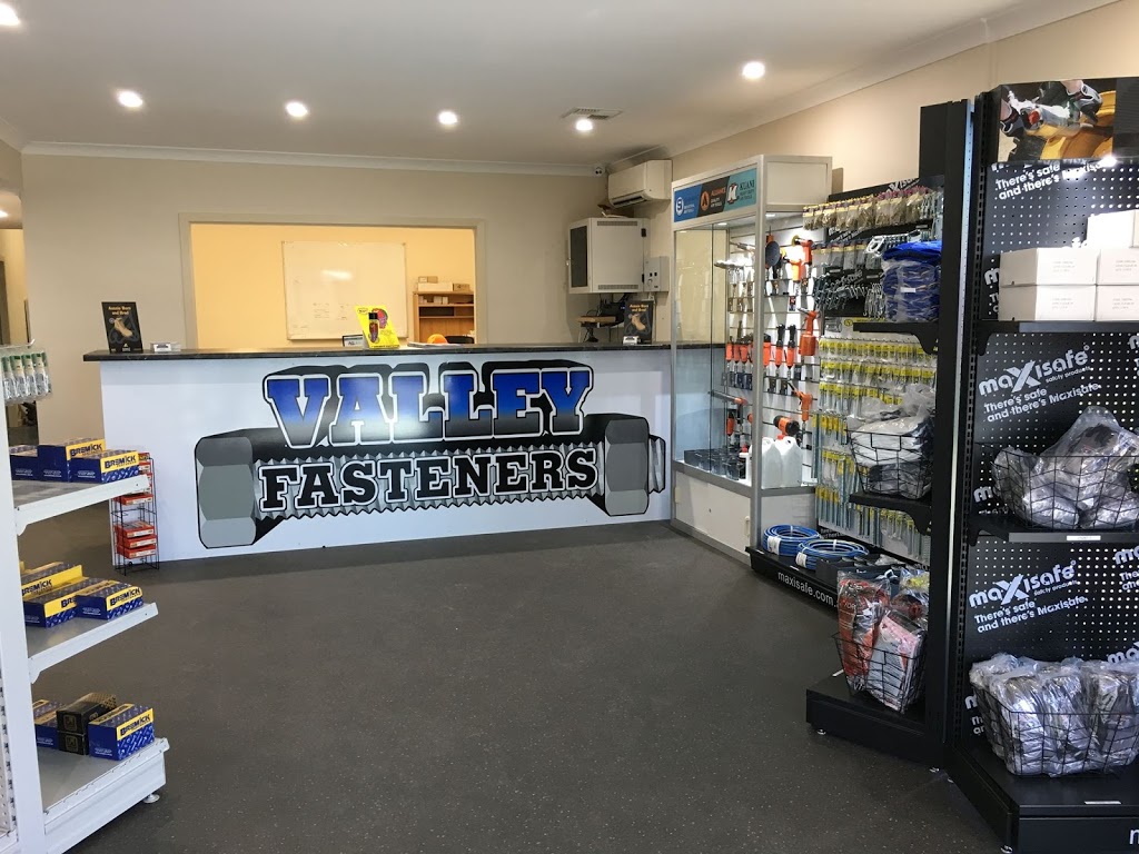 Valley Fasteners Muswellbrook | 10 Carramere Rd, Muswellbrook NSW 2333, Australia | Phone: (02) 6526 2822