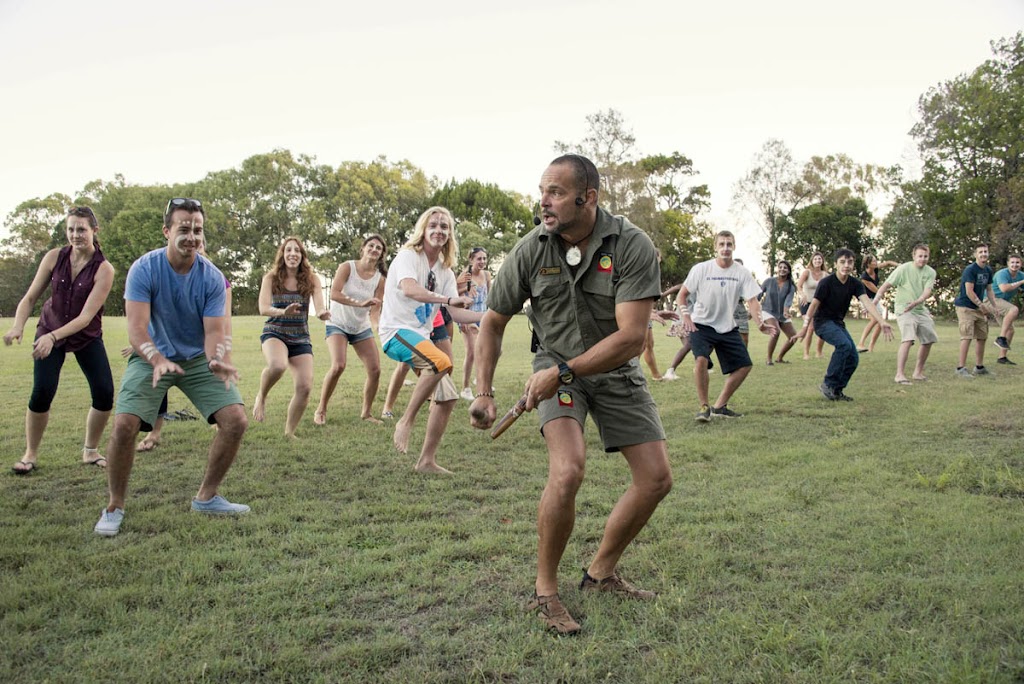 SeaLink Cultural Activities with Matt Burns at Polka Point | 30 Flinders Ave, Dunwich QLD 4183, Australia | Phone: (07) 3488 5300