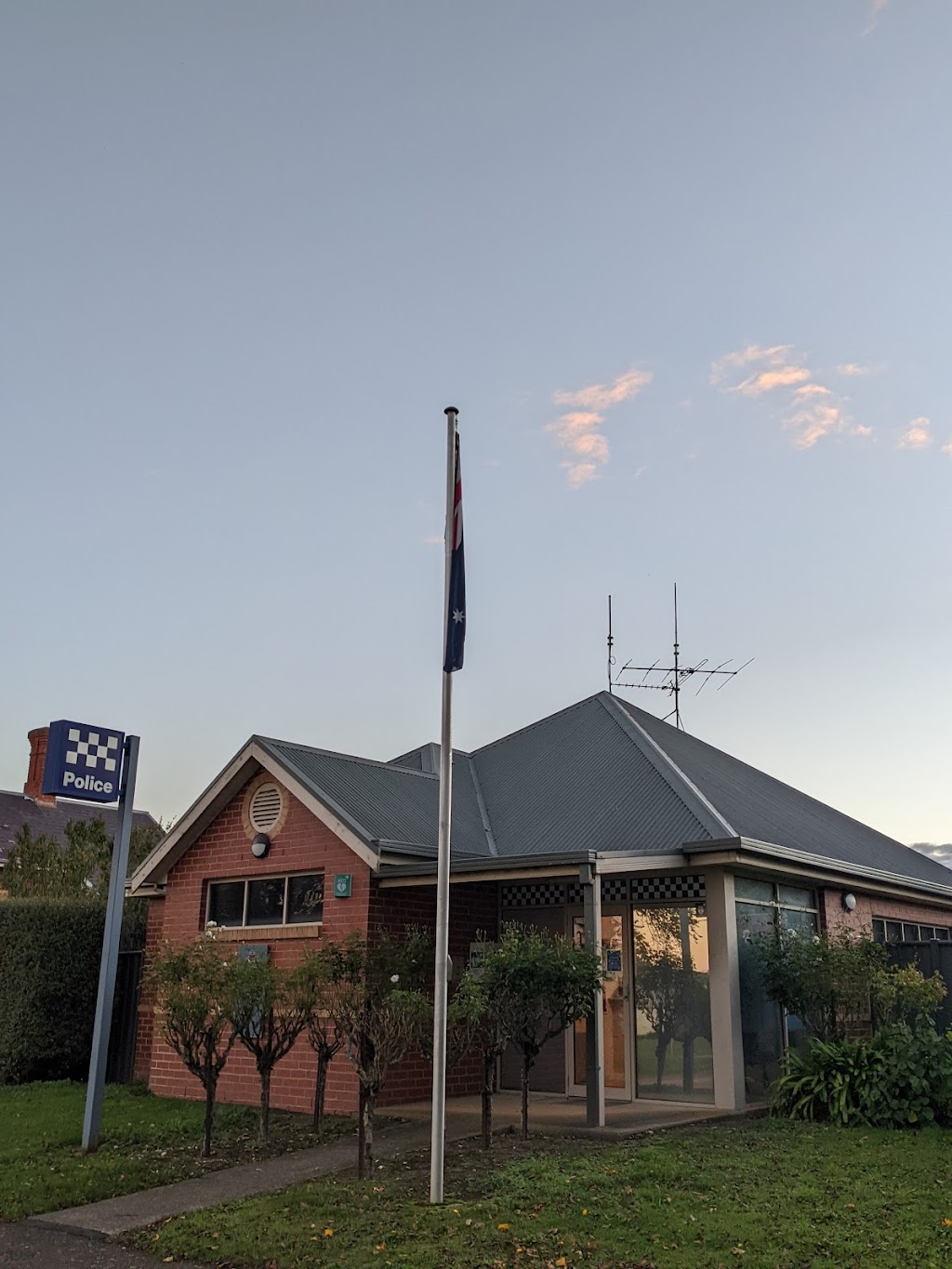 Lancefield Police Station | police | 57 Main Rd, Lancefield VIC 3435, Australia | 0354292000 OR +61 3 5429 2000