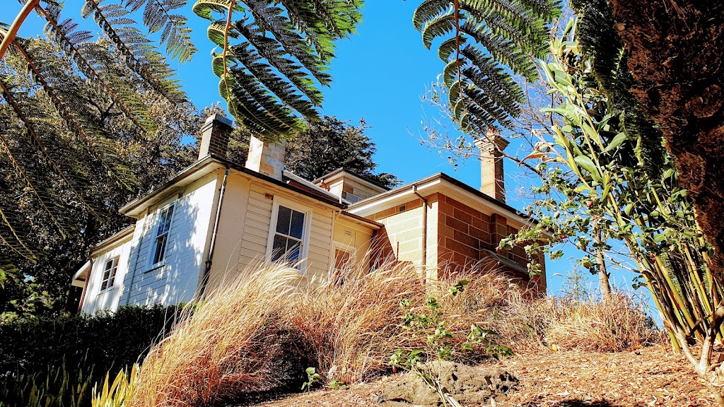 Victoria Lodge | Mrs Macquaries Rd, Sydney NSW 2000, Australia | Phone: (02) 9231 8111