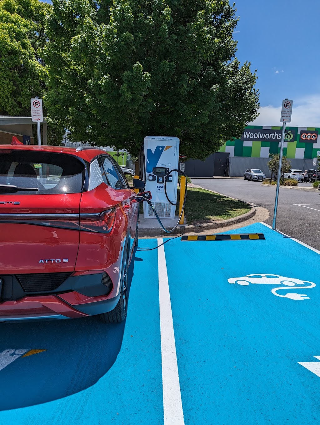 Evie Charging Station | 83 Wills St, Dunkeld VIC 3294, Australia | Phone: 1300 463 843