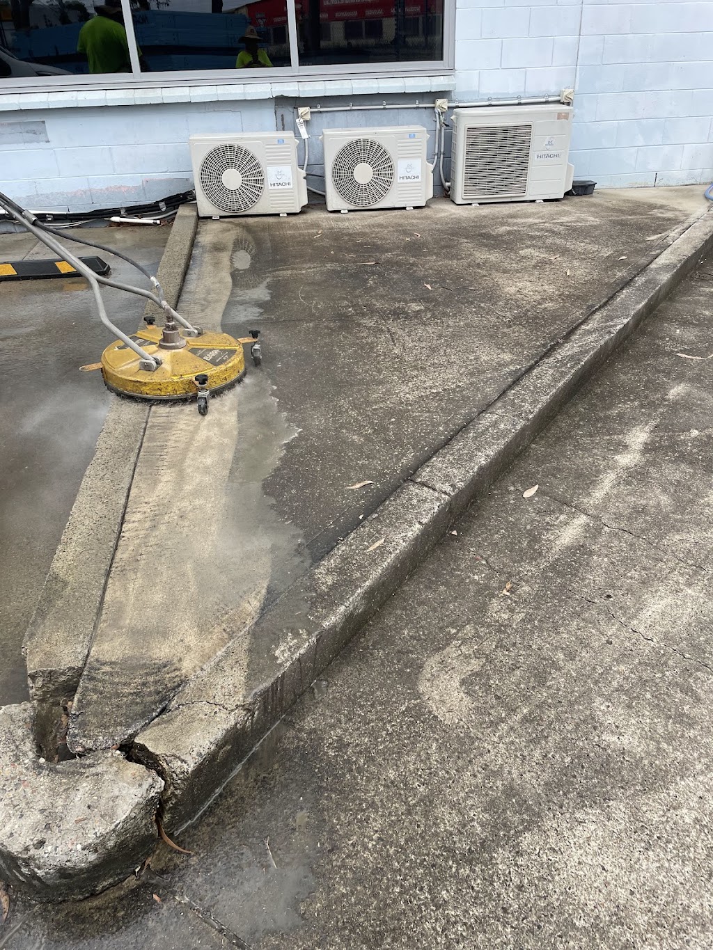 Bulimba House Washing | Unit 2/1 Oxford St, Bulimba QLD 4171, Australia | Phone: 0427 445 569