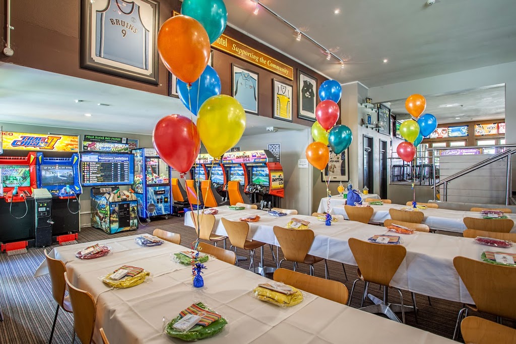 High Flyer Hotel | restaurant | 25 Birch St, Condell Park NSW 2200, Australia | 0297919000 OR +61 2 9791 9000