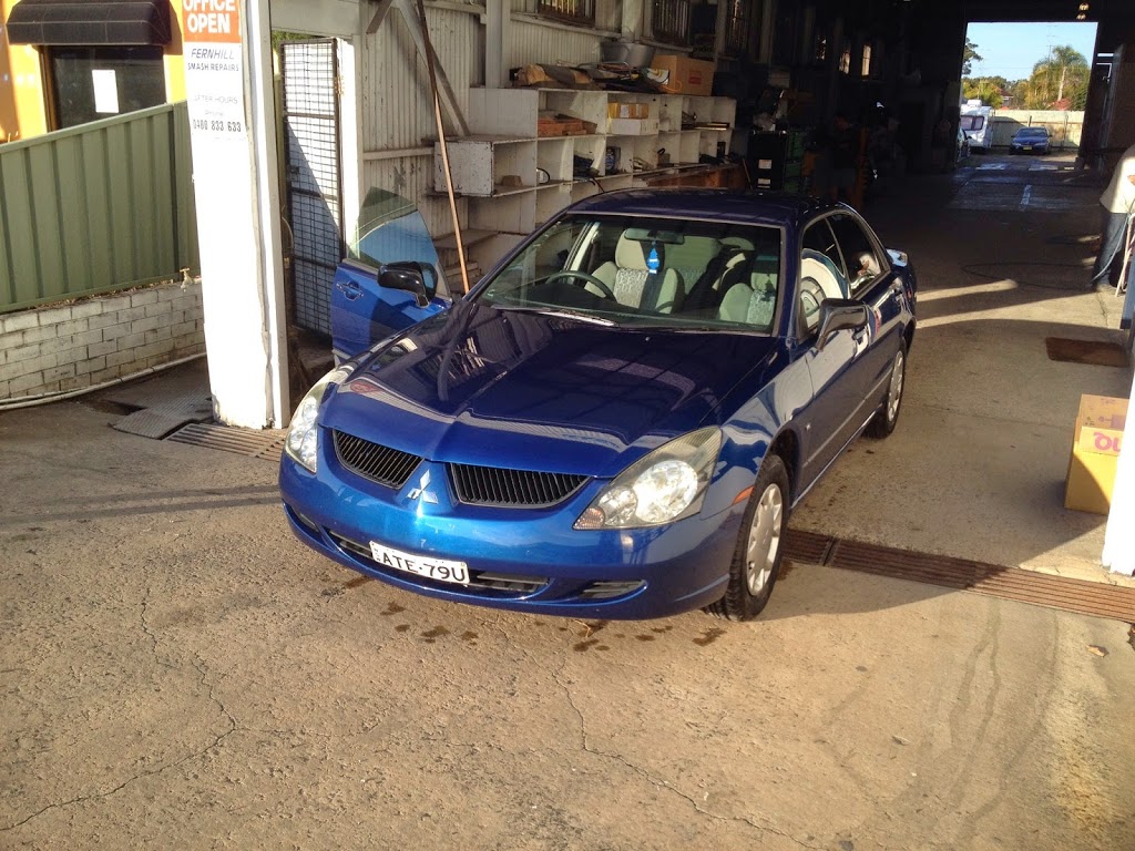 Fernhill Smash Repairs | car repair | 422 Princes Hwy, Corrimal NSW 2518, Australia | 0242833633 OR +61 2 4283 3633