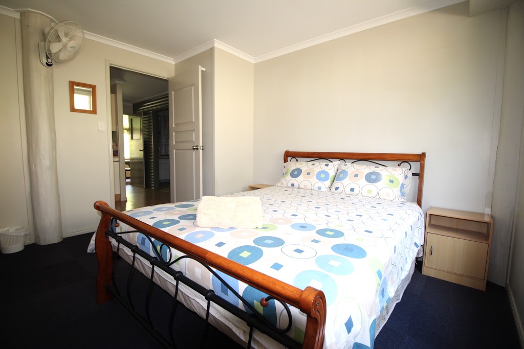White Wave | lodging | 25 Marloo Ave, Orchid Beach QLD 4581, Australia | 0427200112 OR +61 427 200 112