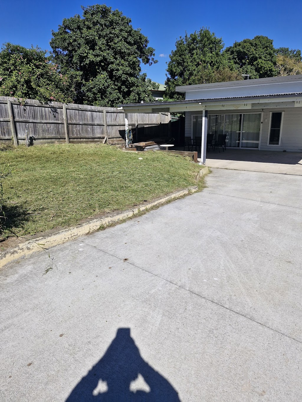 Deans Mowing & Maintenance | John St, Walloon QLD 4306, Australia | Phone: 0413 603 287