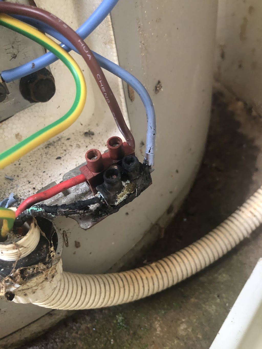 Glawson Family Electrical | 4 Nanima Cres, Wellington NSW 2820, Australia | Phone: 0499 351 999