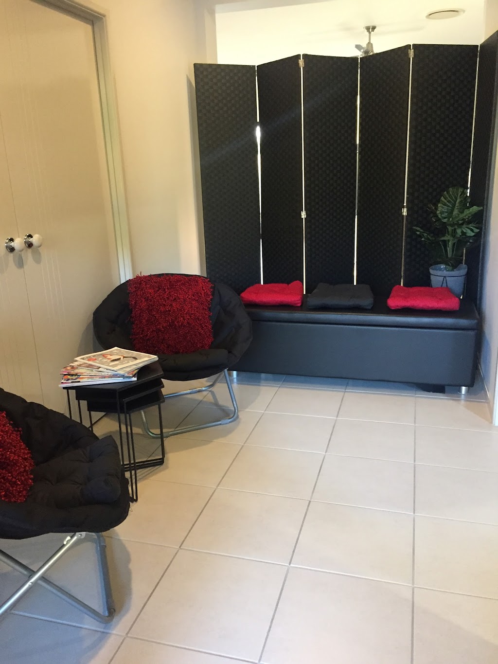 Perfect 10 Studio | beauty salon | 6 Shelduck St, Upper Coomera QLD 4209, Australia | 0418734747 OR +61 418 734 747