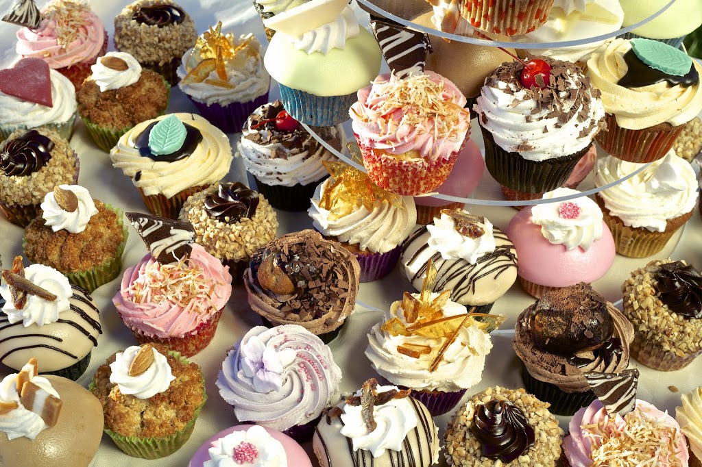 Karma Cupcakes | bakery | 2/39-41 Olympic Circuit, Southport QLD 4215, Australia | 0755917313 OR +61 7 5591 7313