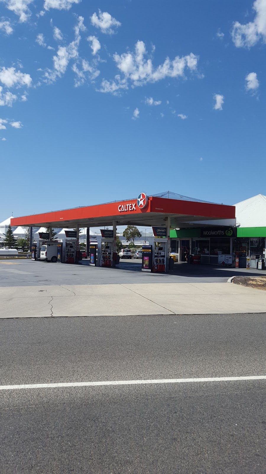 Caltex Woolworths | gas station | 189 Winton Rd, Joondalup WA 6027, Australia | 0893001782 OR +61 8 9300 1782