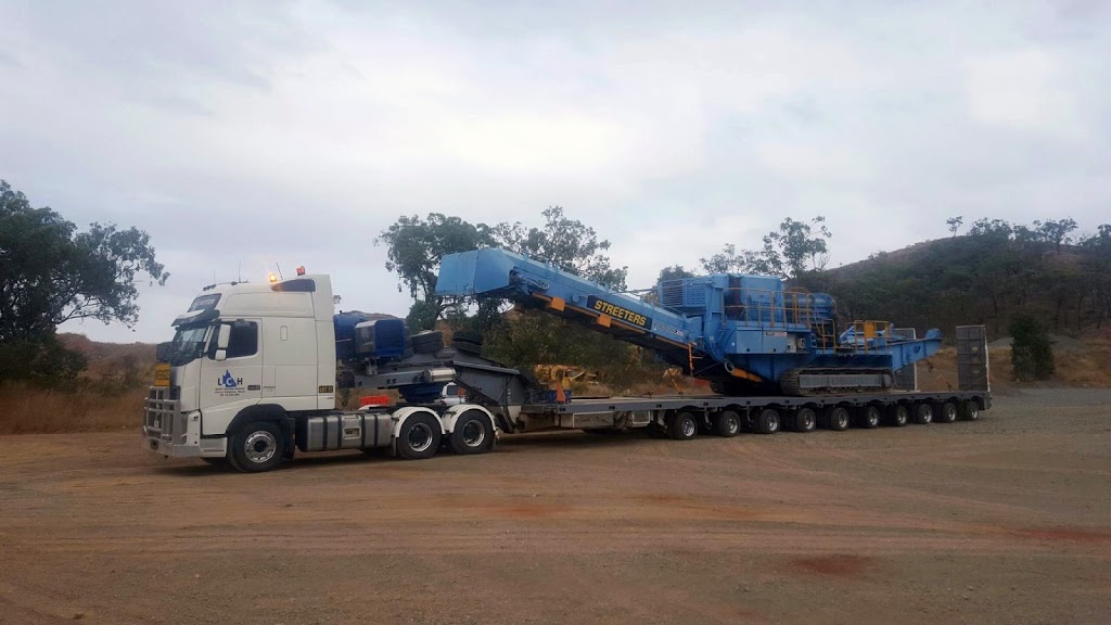 Lee Crane Hire |  | 49-51 Dawson Hwy, Biloela QLD 4715, Australia | 0749922866 OR +61 7 4992 2866