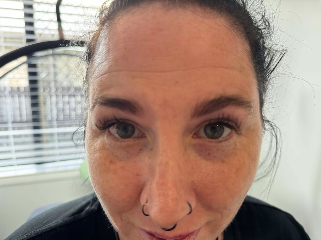 Brow Bros & Co. | Burge Ct, Glenella QLD 4740, Australia | Phone: 0484 376 688