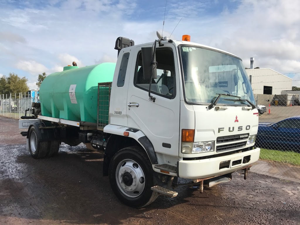 Water Truck Hire - Melbourne Civil Services | 10/18 Katherine Dr, Ravenhall VIC 3023, Australia | Phone: 0491 304 050