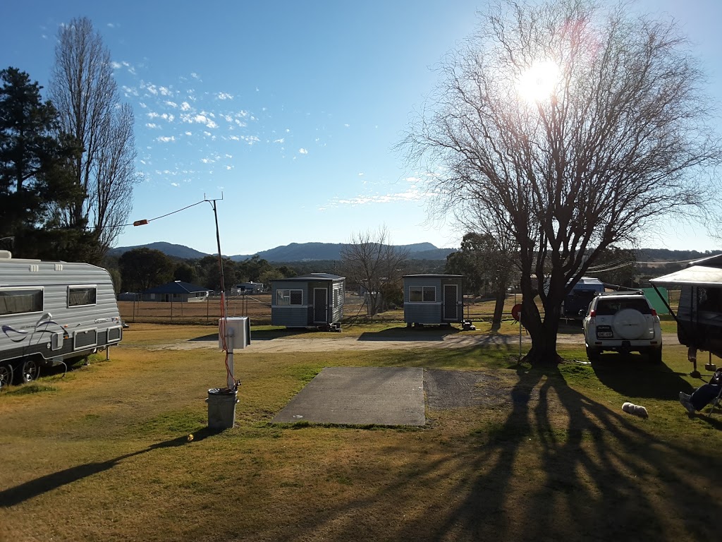 Craigs Caravan Park | lodging | 102 Rouse St, Tenterfield NSW 2372, Australia | 0267361585 OR +61 2 6736 1585