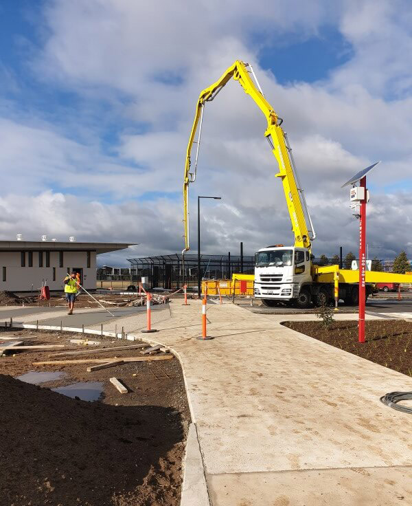 Advance Concrete Pumping | general contractor | Linmax Ct, Point Cook VIC 3030, Australia | 0390686112 OR +61 3 9068 6112