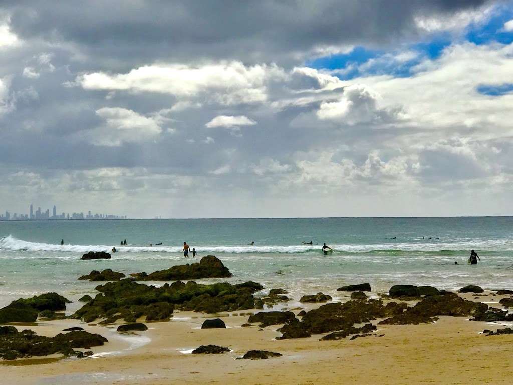 Rainbow Bay Surf Club Bar | 2 Snapper Rocks Rd, Coolangatta QLD 4225, Australia | Phone: (07) 5536 6390