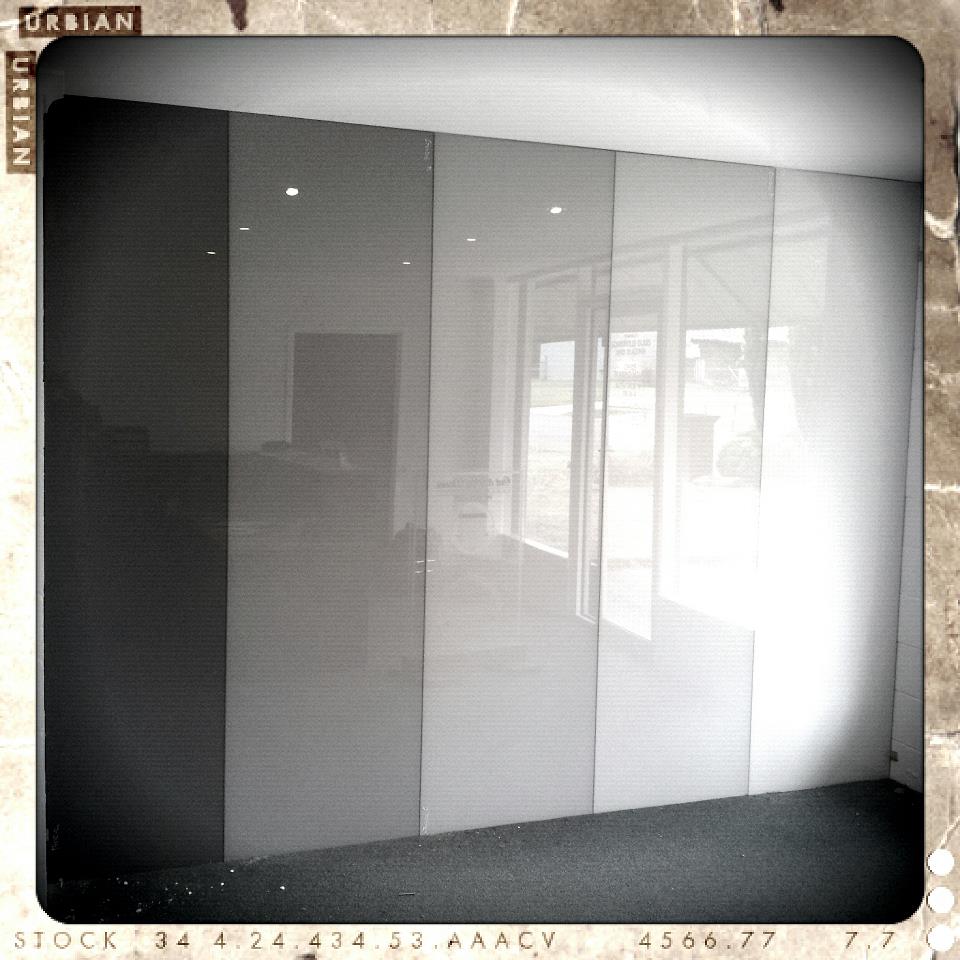 Somerville Glass & Glazing | store | 1/19 Industrial Dr, Somerville VIC 3912, Australia | 0359776202 OR +61 3 5977 6202