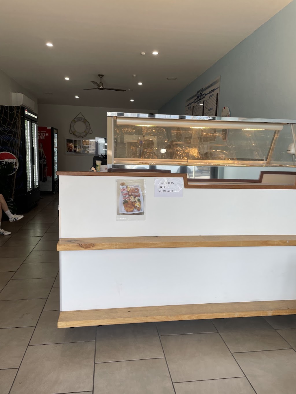 Bermagui Fish & Chips | 6/28 Lamont St, Bermagui NSW 2546, Australia | Phone: (02) 6493 3702