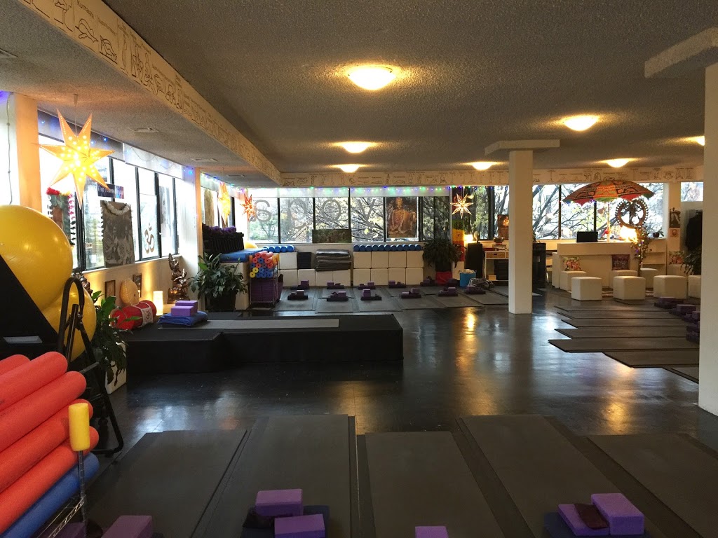 Yogareal Yoga Studio - Albert Park | 45 Victoria Ave, Albert Park VIC 3206, Australia | Phone: 0419 504 831