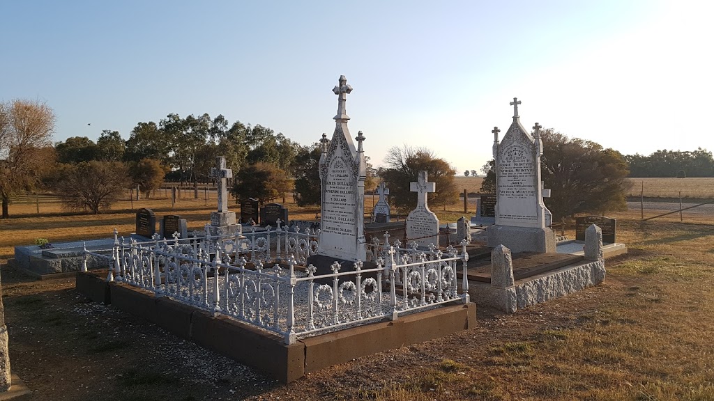 Pannoo-bamawm (Pine Grove) Cemetery | OBrien Road, Pine Grove VIC 3573, Australia