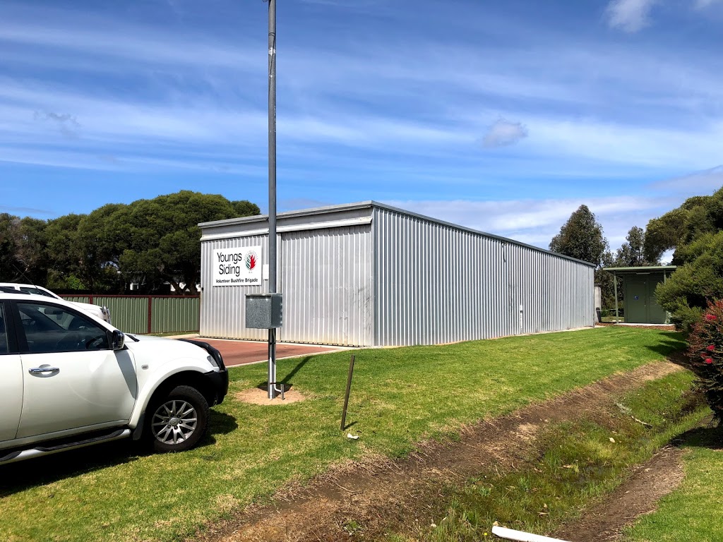 Volunteer fire brigade | fire station | 15 Station St, Youngs Siding WA 6330, Australia