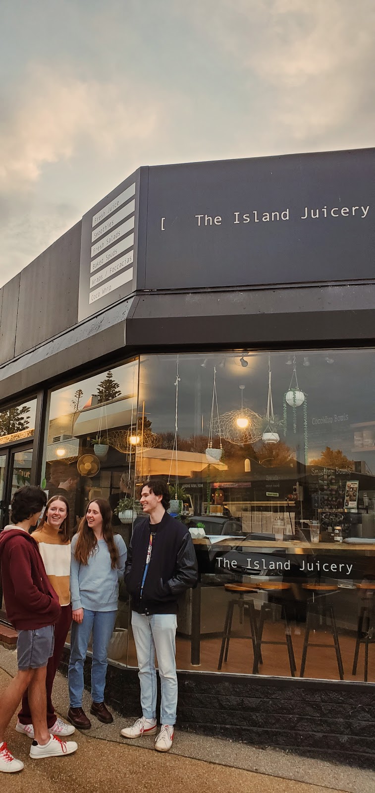 The Island Juicery | food | Shop 2/18-20 Thompson Ave, Cowes VIC 3922, Australia | 0491683486 OR +61 491 683 486