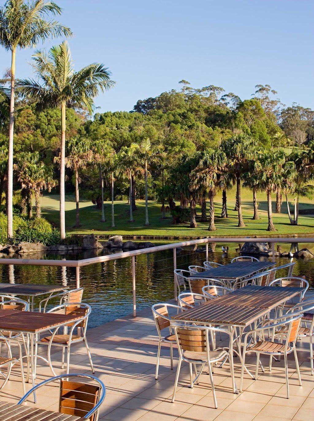 Pacific Bay Resort | lodging | Cnr Pacific Hwy and, Bay Dr, Coffs Harbour NSW 2450, Australia | 0266597000 OR +61 2 6659 7000