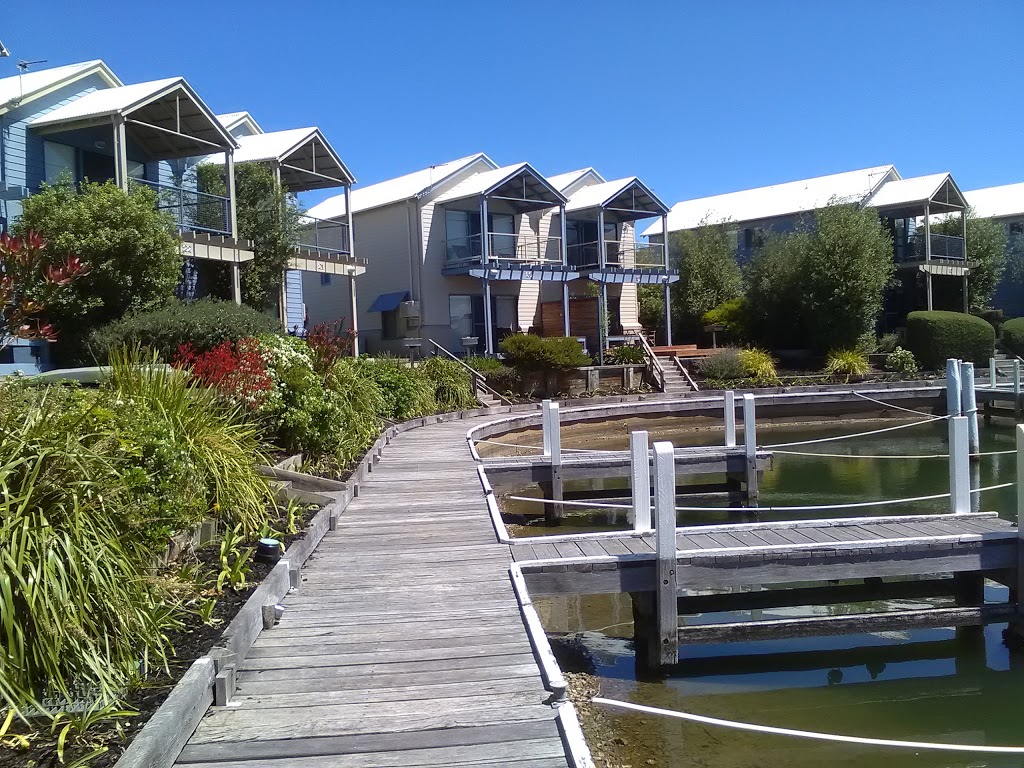 Captains Cove Resort Paynesville | 19 Mitchell St, Paynesville VIC 3880, Australia | Phone: (03) 5156 7223