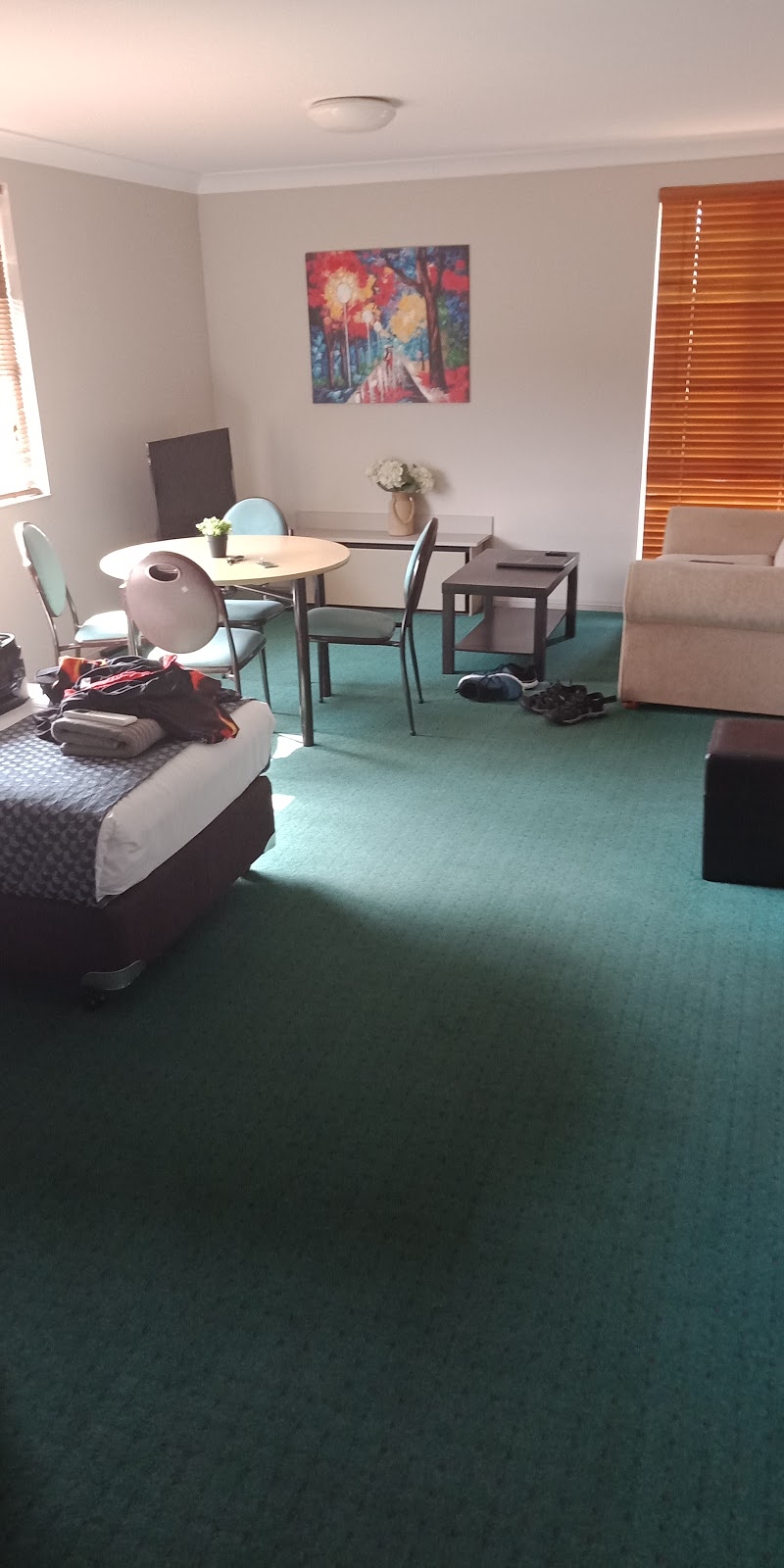 City Park Motel & Apartments | 1 Tarcutta St, Wagga Wagga NSW 2650, Australia | Phone: (02) 6921 4301